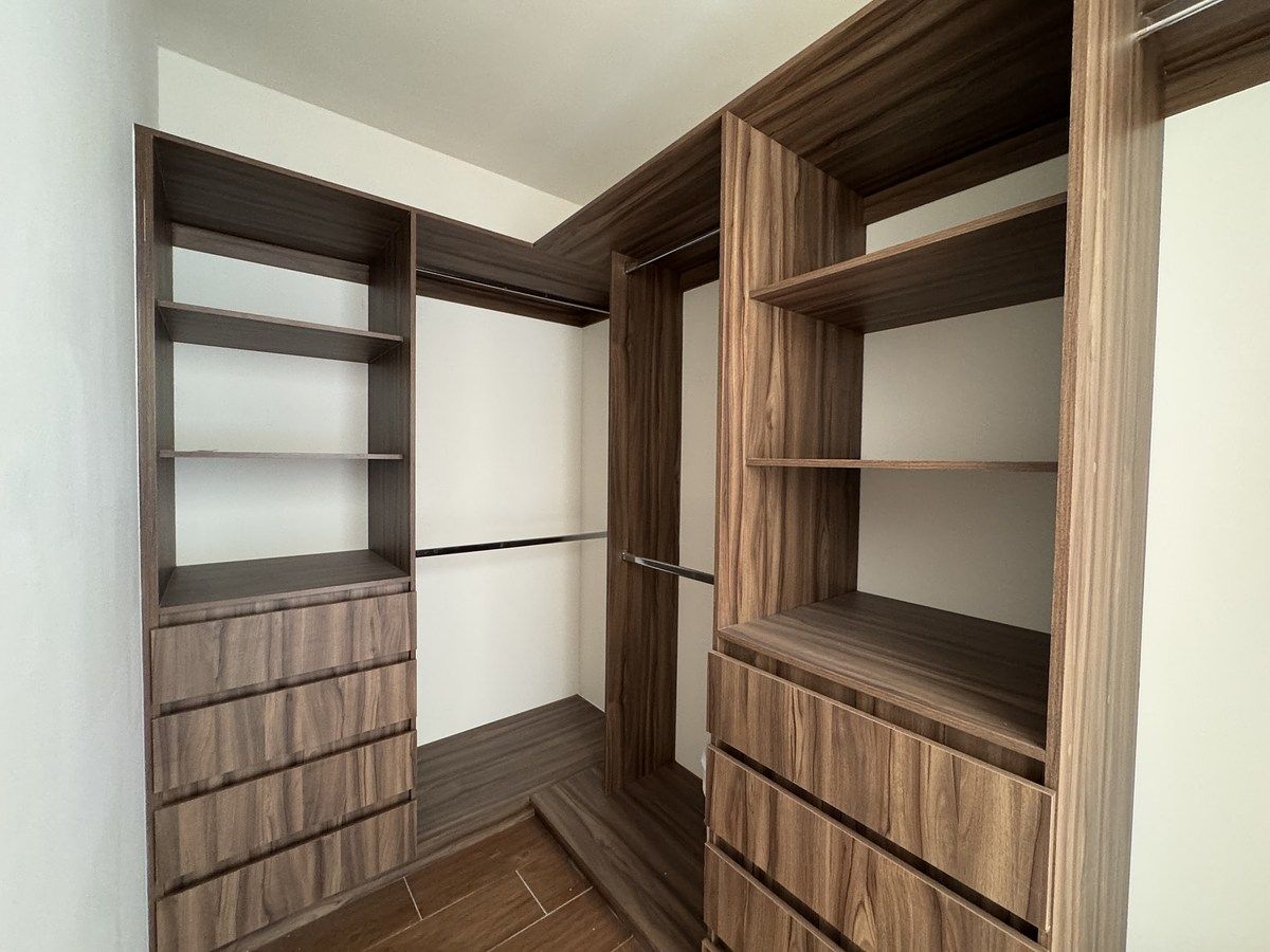 31 de 35: Vestidor de recámara 2