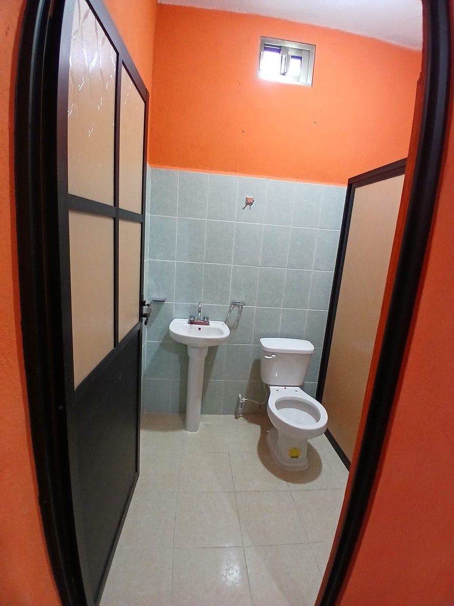 3 de 6: BAÑO