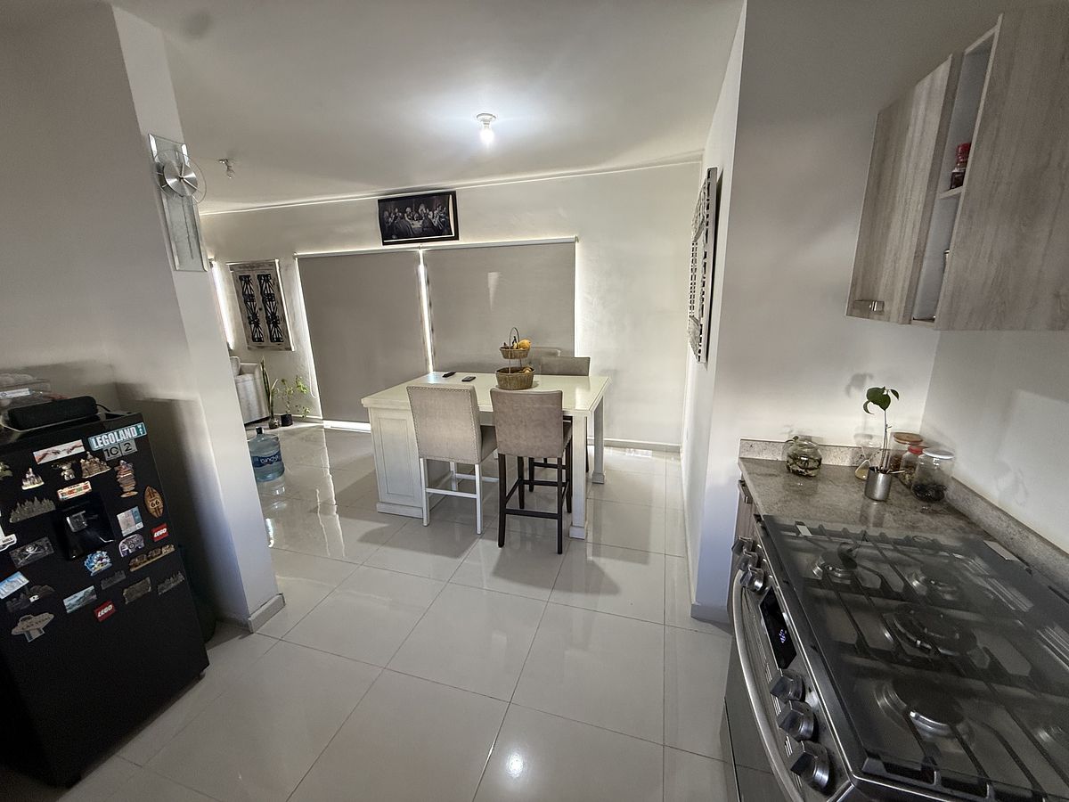 4 de 19: COCINA/COMEDOR