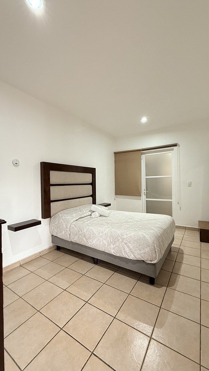 10 de 45: ESTUDIO O 5A RECÁMARA