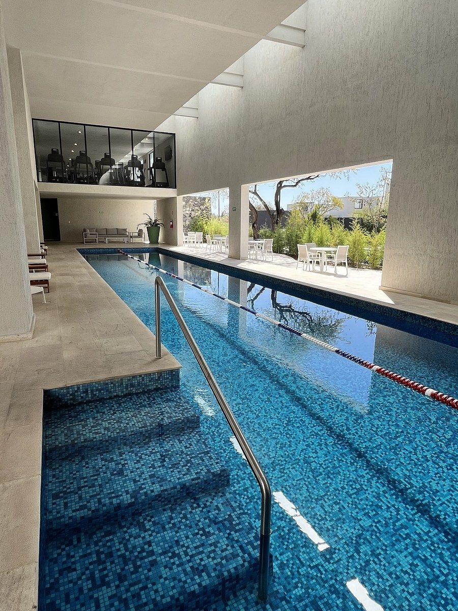 2 de 35: Carril de nado