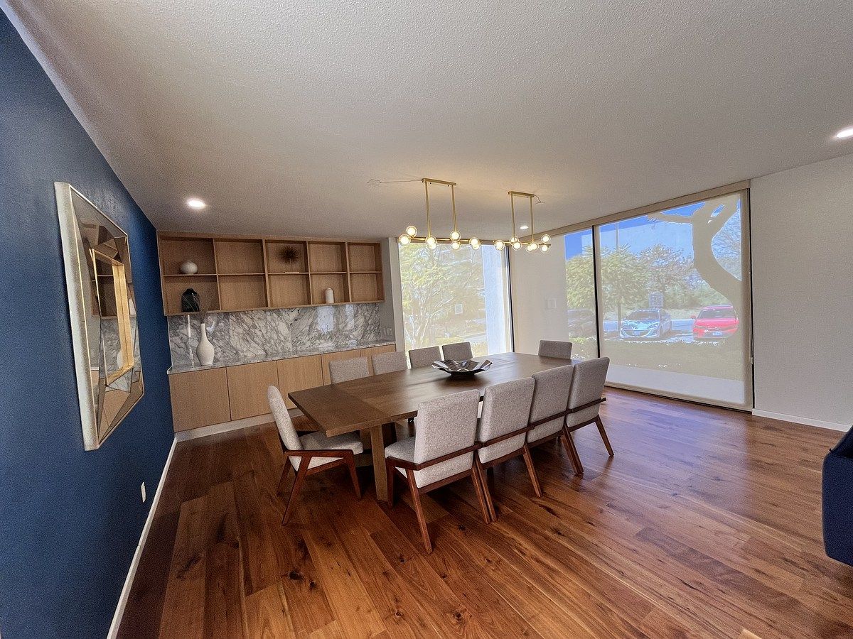 7 de 35: Comedor de casa club