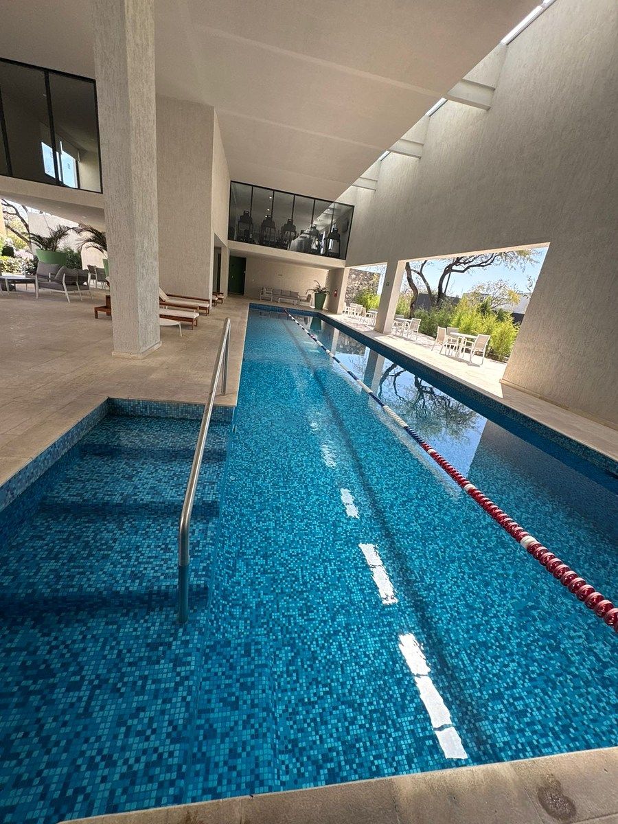 1 de 35: Carril de nado