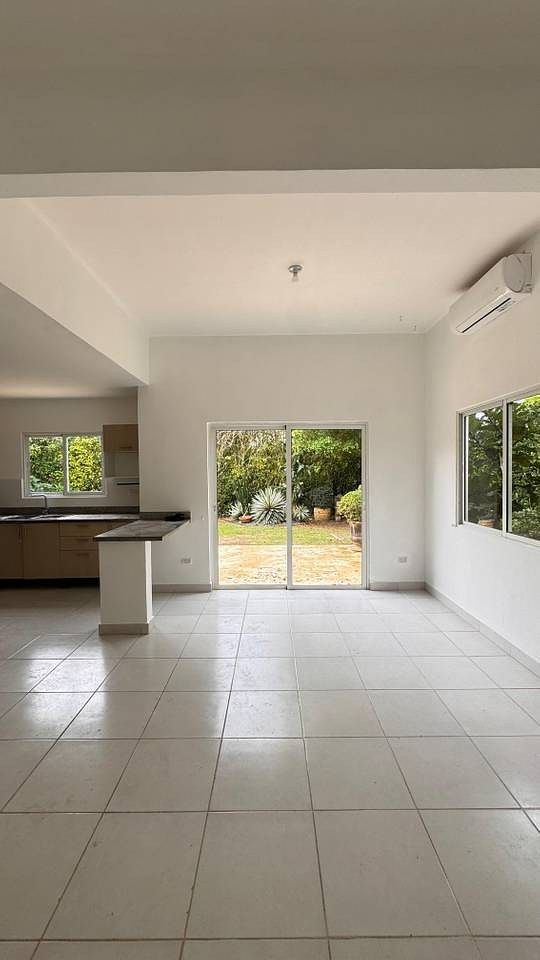 14 de 16: VISTA AL PATIO