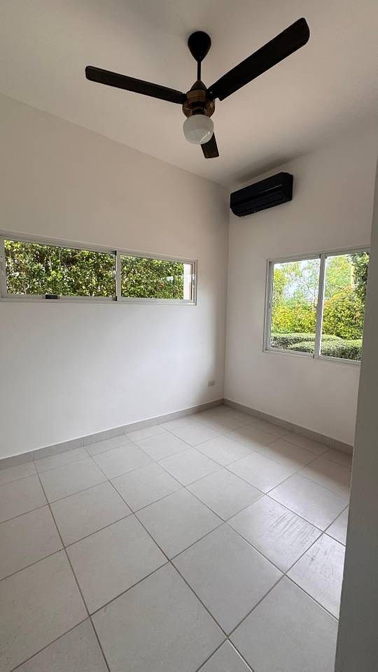 6 de 16: HABITACIÓN