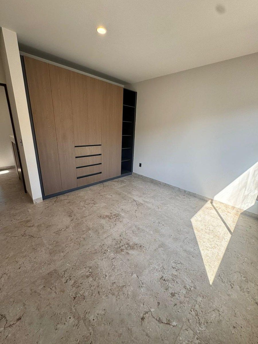 8 de 9: Closets acabados de melamina