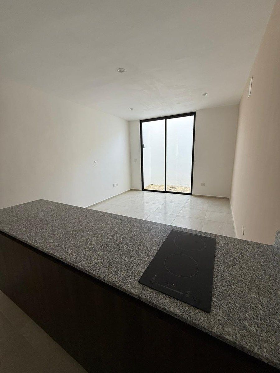 2 de 8: Cocina, Comedor y Sala