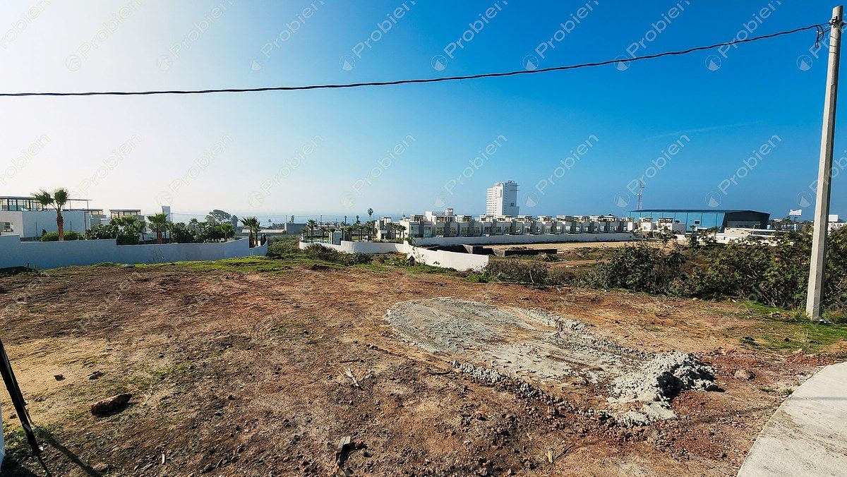 Terreno comercial en venta en Paseo La Cascada, La Cascada Residencial