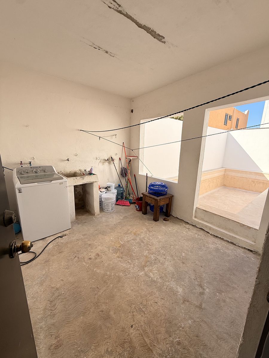 15 of 15: Area de lavado