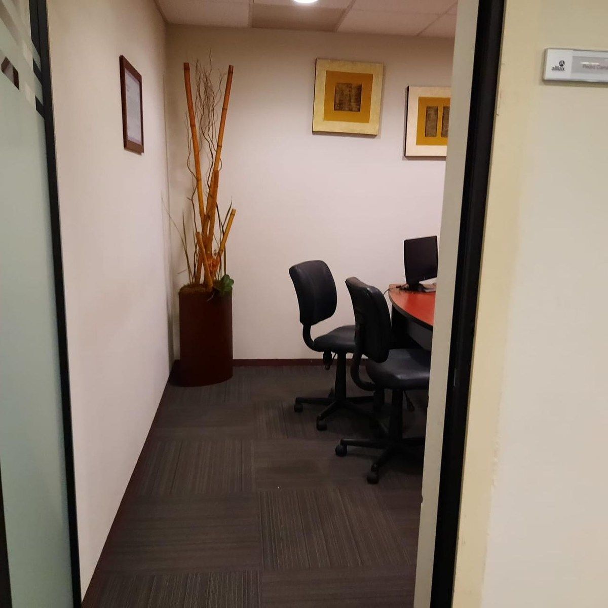 33 de 36: Sala de juntas piso 2