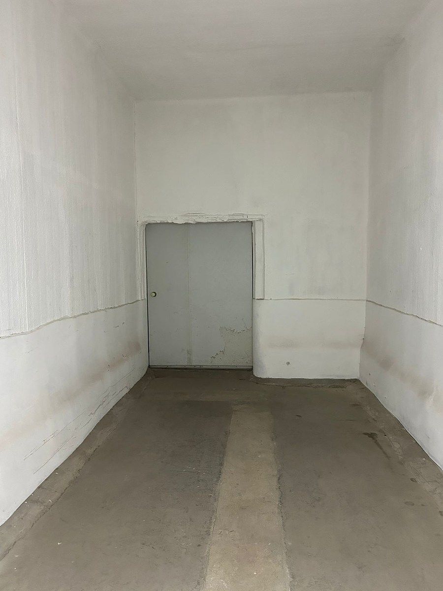 4 of 8: BODEGA- FONDO DE BODEGA