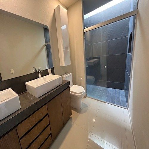 29 de 36: baño recámara principal