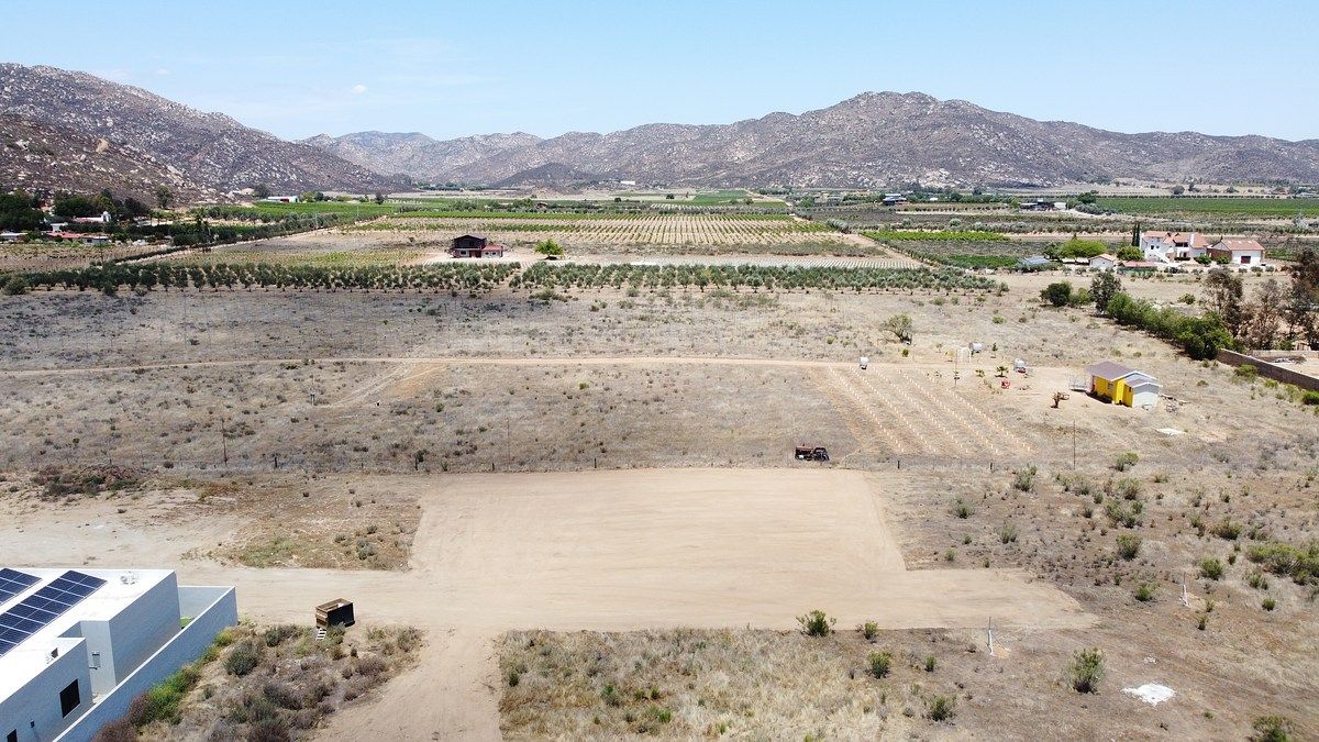 880 m2 in front of Boutique Hotel and Monastery Villa, photo 1 of 7