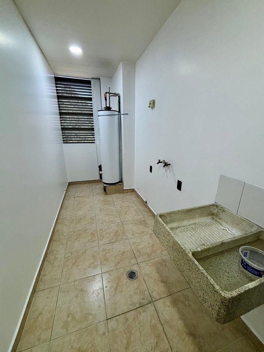 47 de 47: Cuarto de servicio