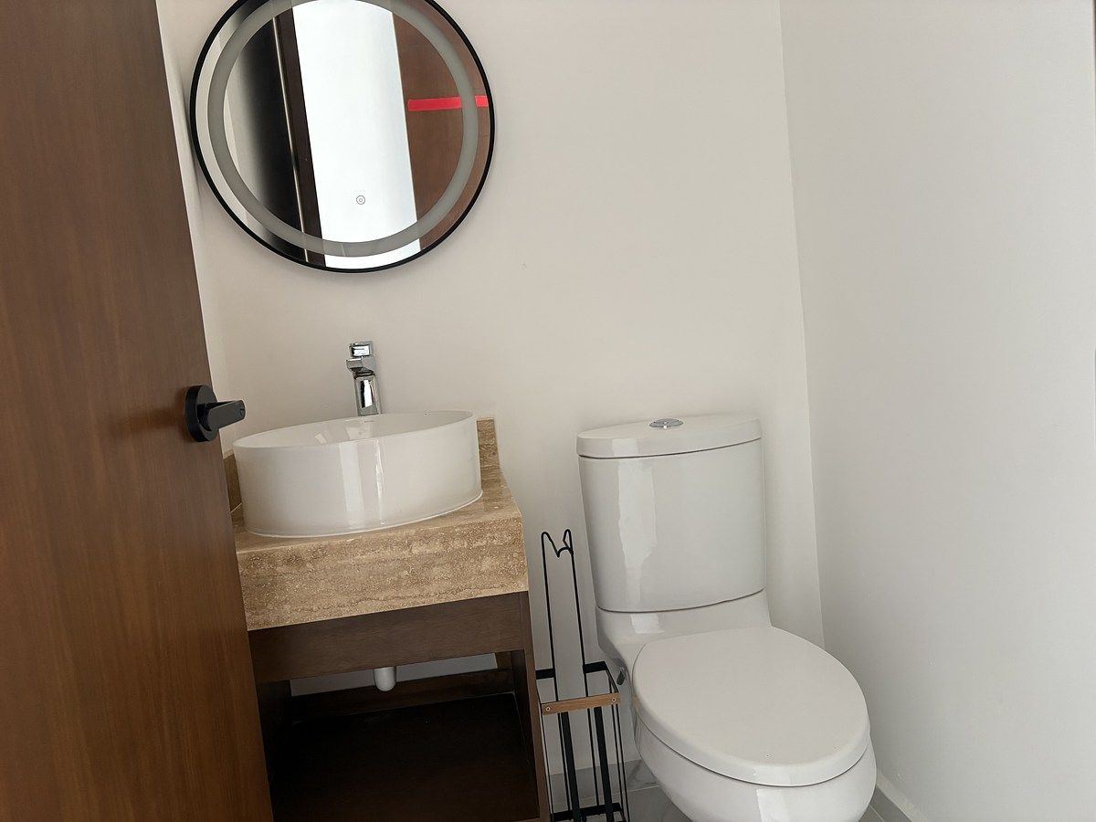 5 de 48: DEPARTAMENTO EN MONTES DE AME