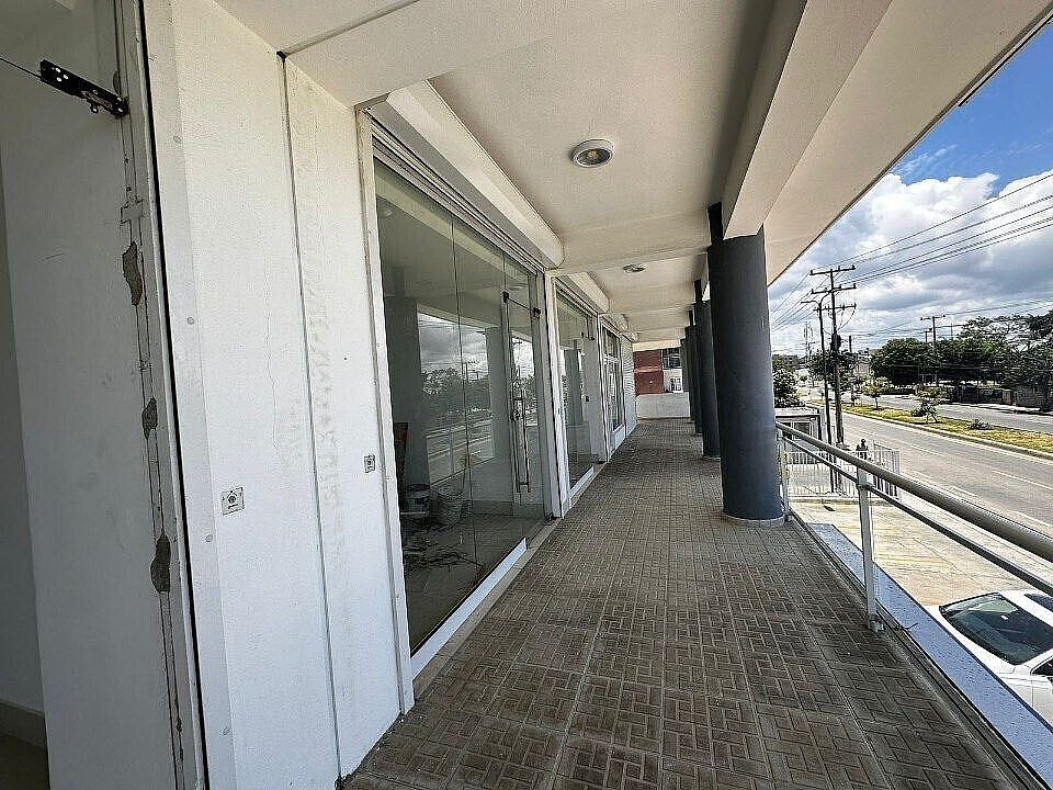 Local Comercial en Santo Domingo Este, foto 2 de 5