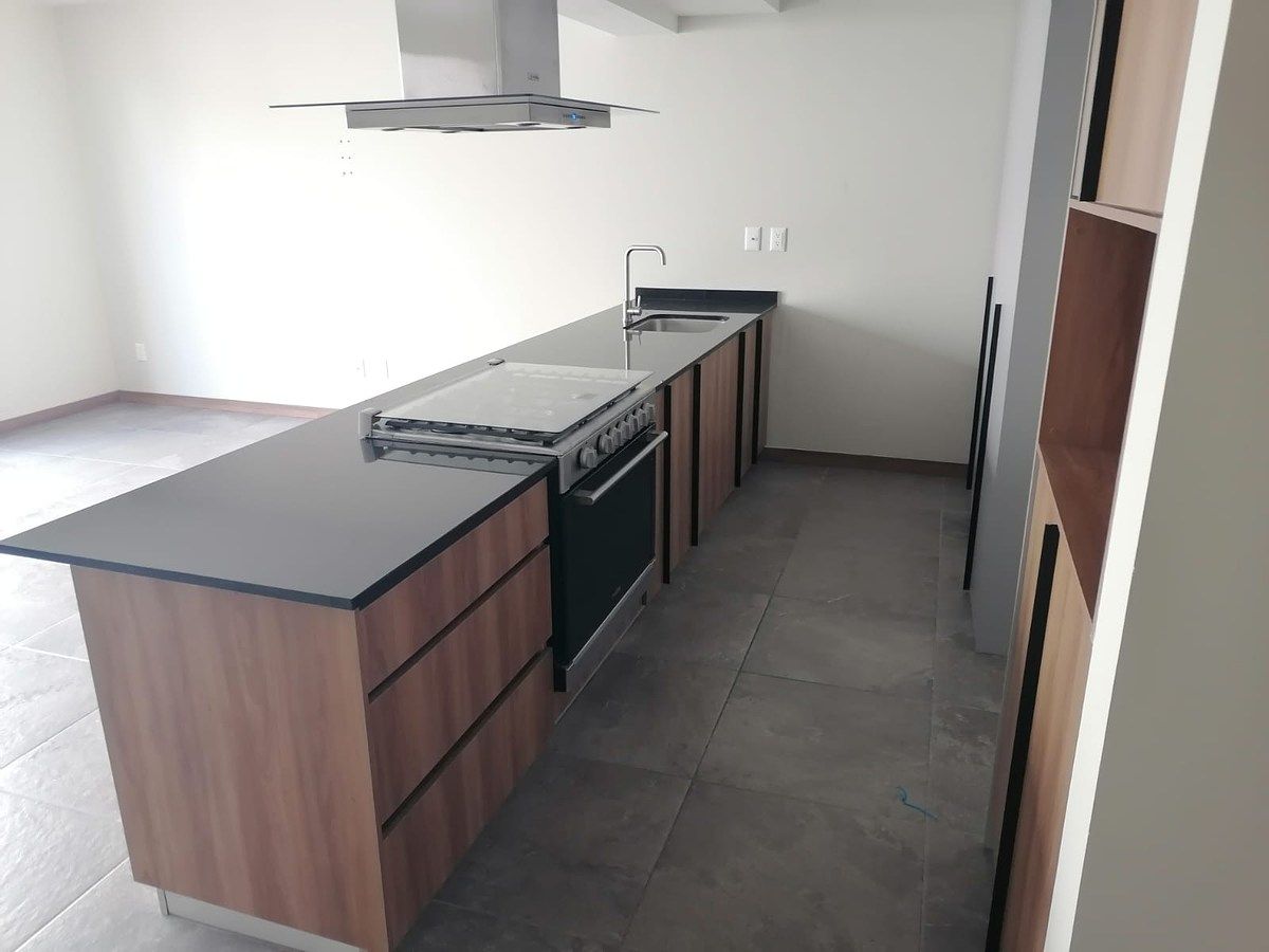 4 de 18: Cocina equipada