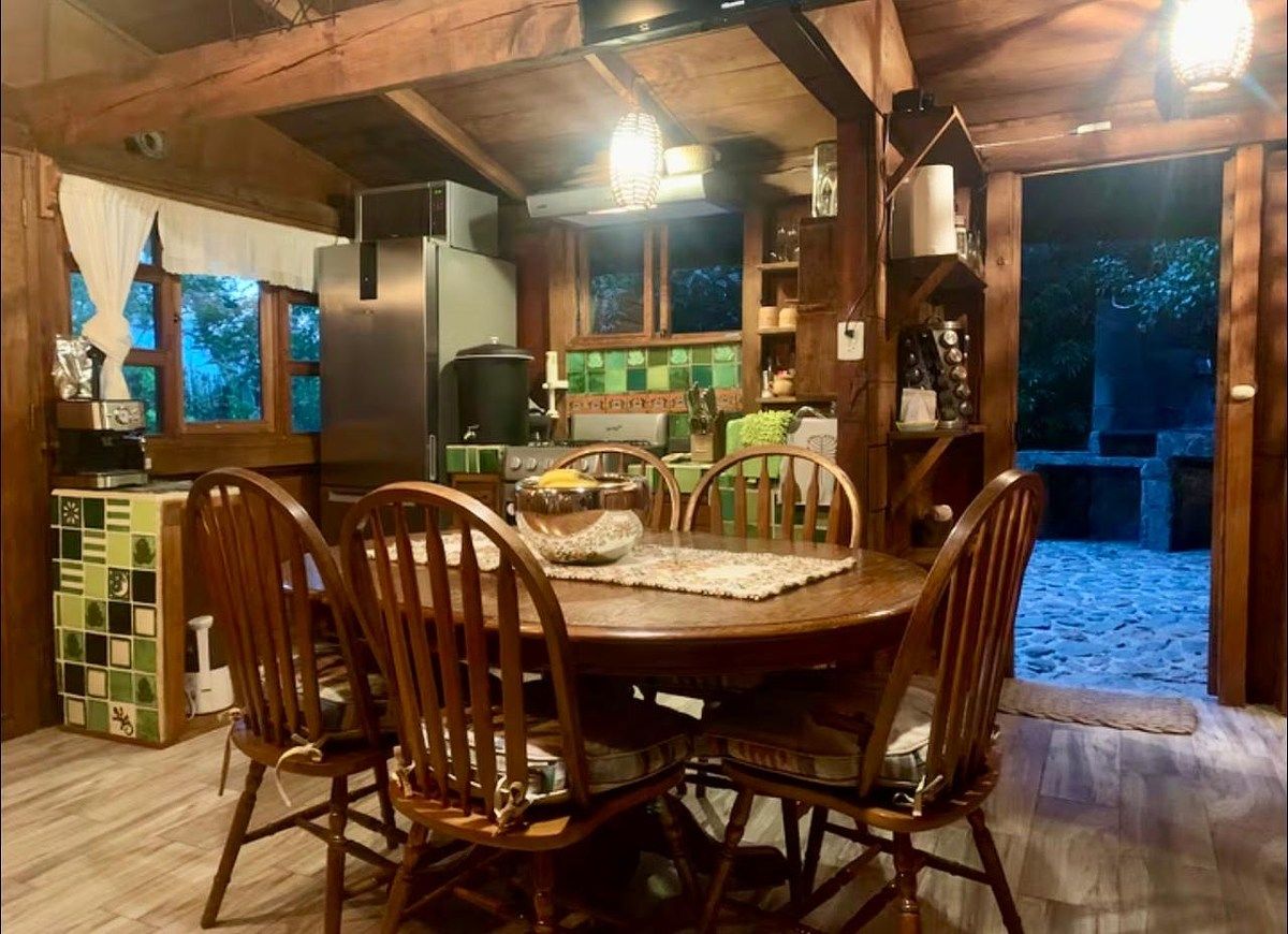 3 of 11: comedor y cocina