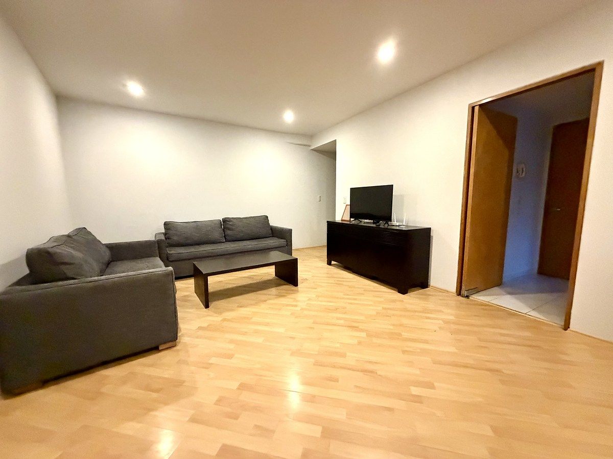2 de 21: Sala