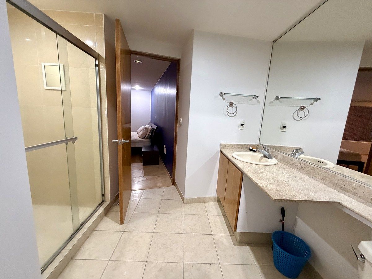 17 de 21: Baño rec principal