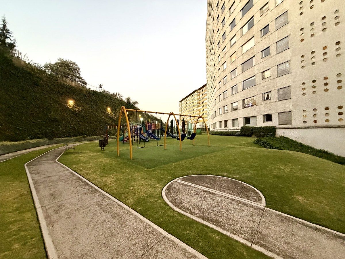 19 de 29: Ciclopista y juegos