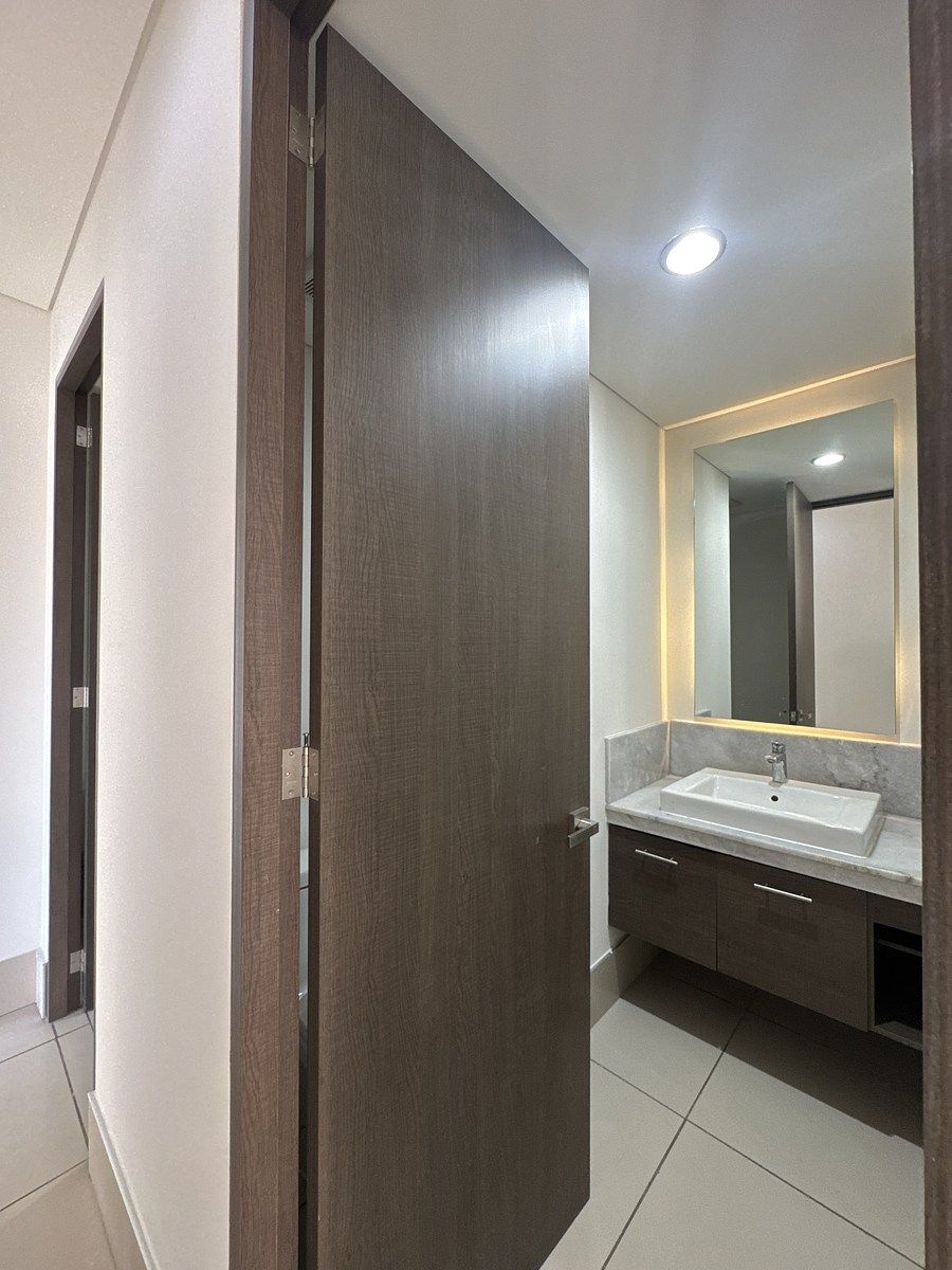 10 de 38: Medio baño