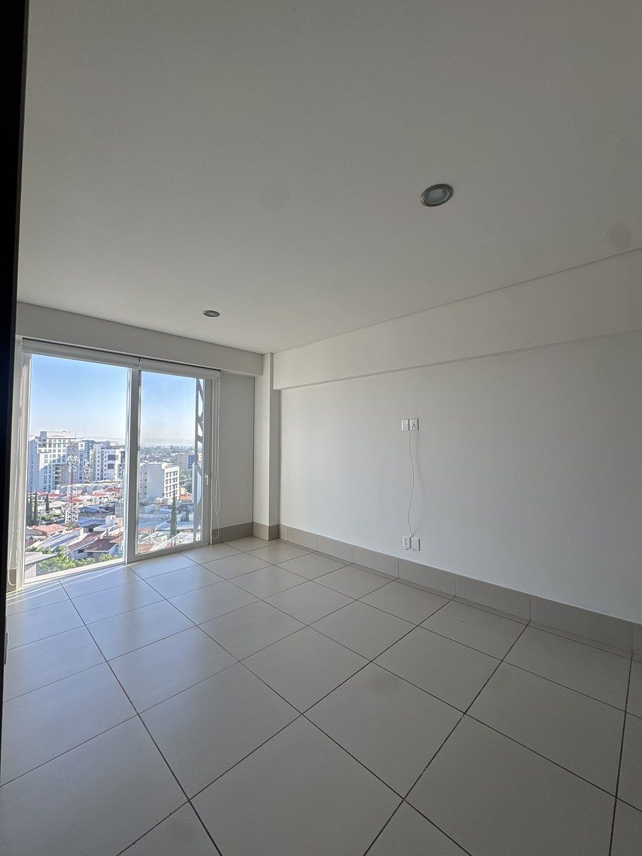 15 de 38: Habitación Principal