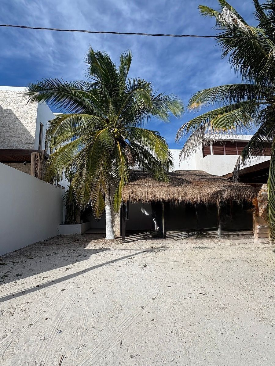 House in San Benito, Dzemul, photo 42 of 43
