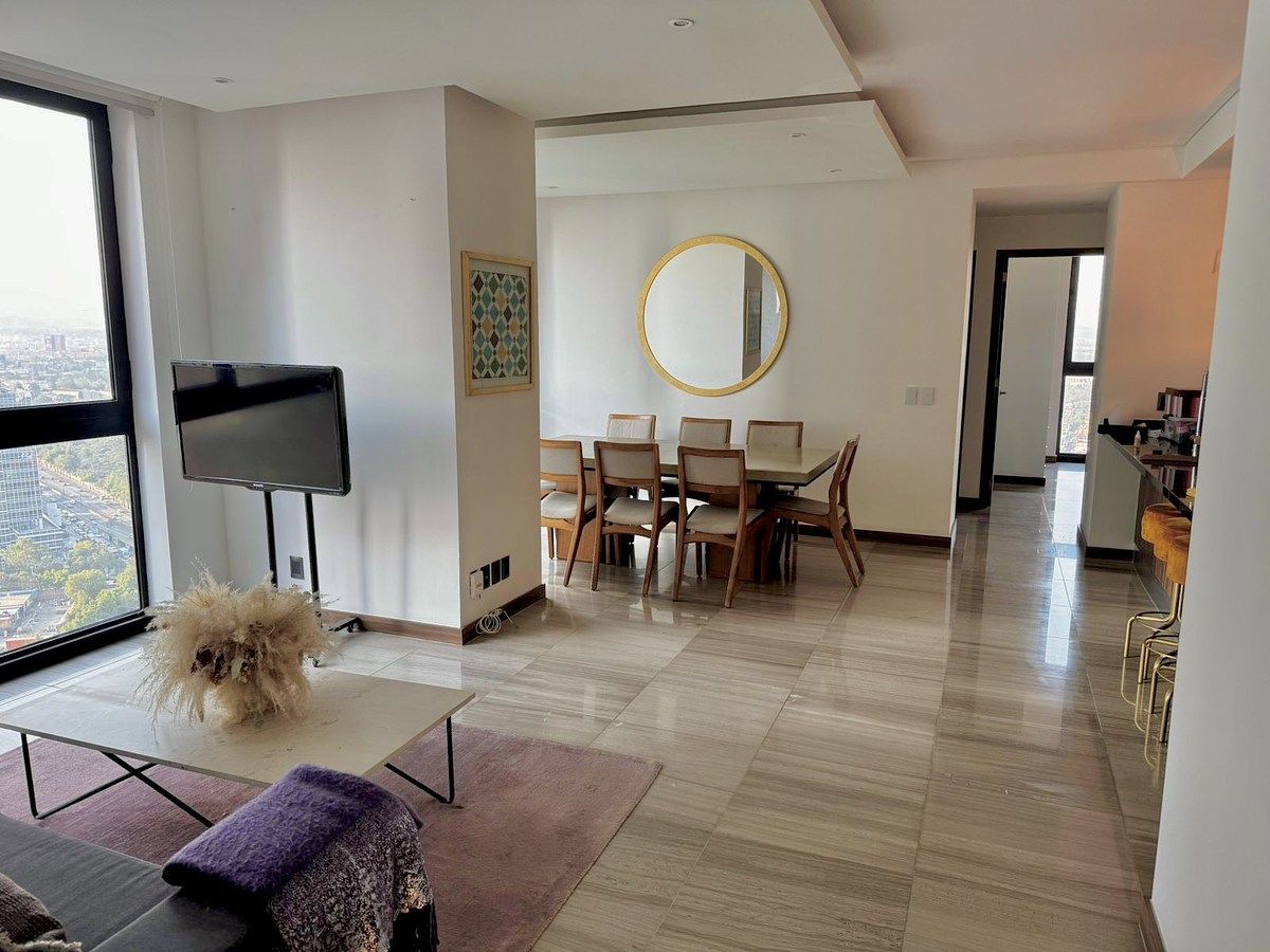 1 de 21: Área de sala comedor