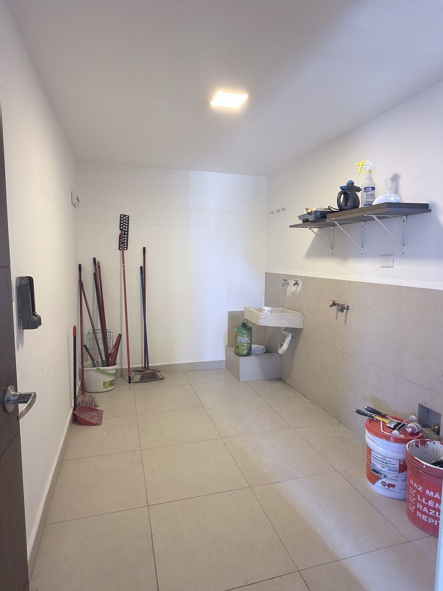 16 de 18: lavanderia