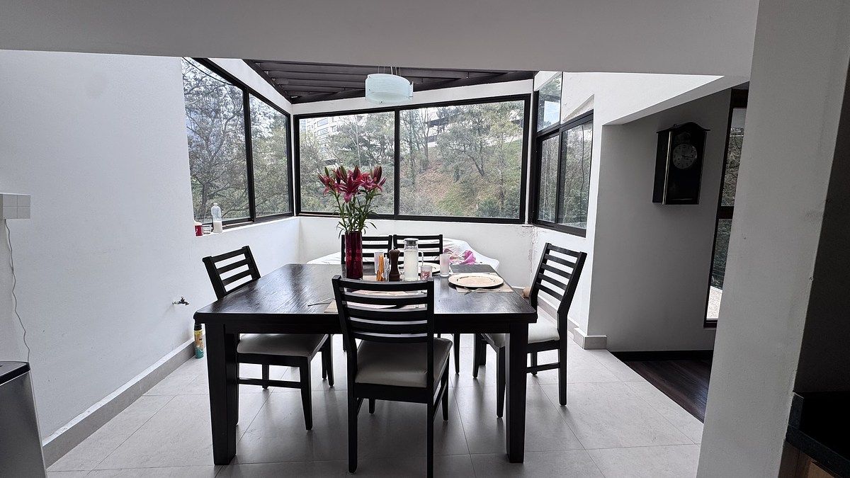 Excelente casa en venta en doble calle cerrada - foto 3