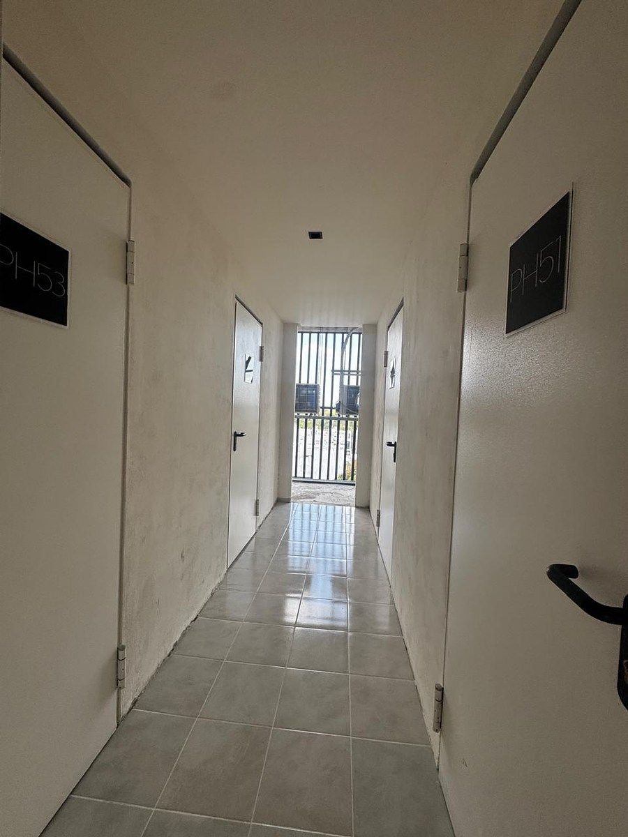 20 de 35: Area de bodegas