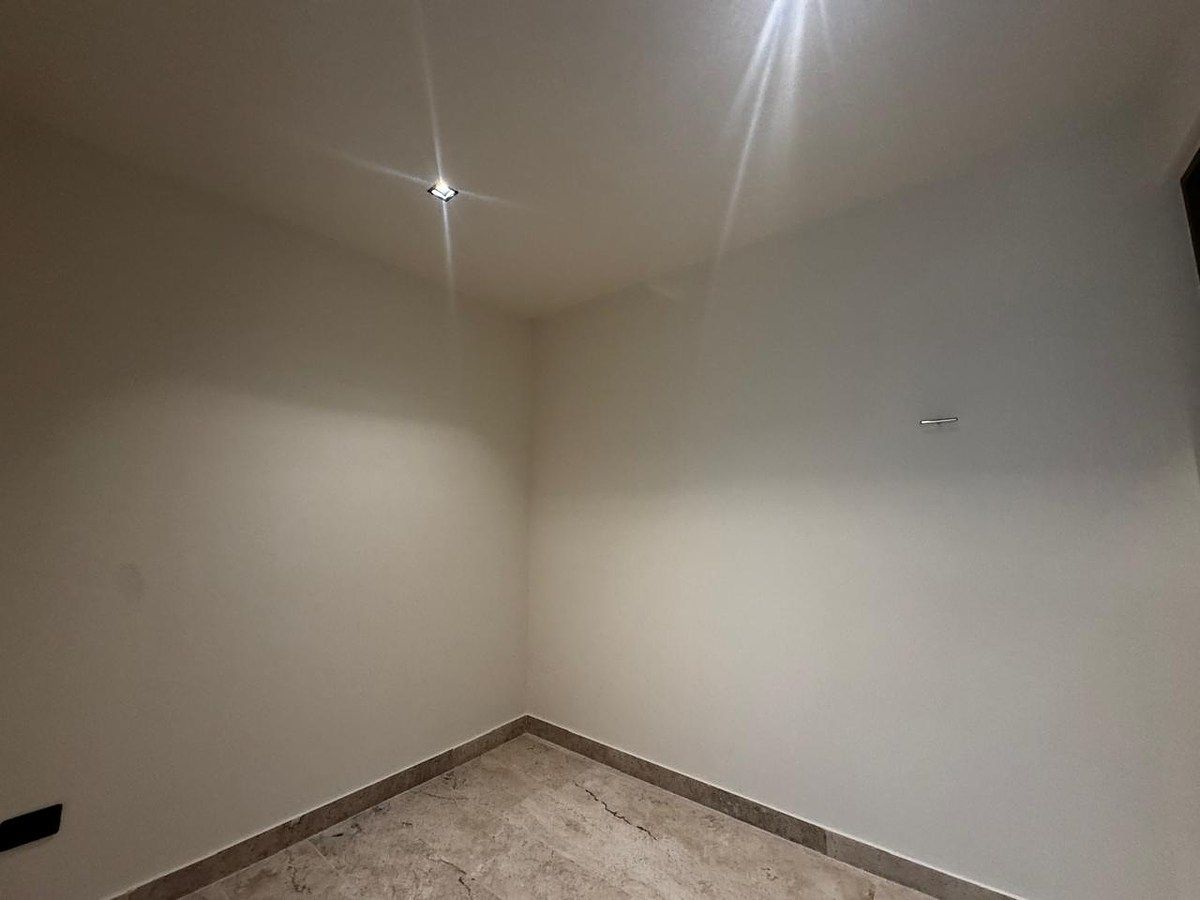 18 de 35: Cuarto de servicio