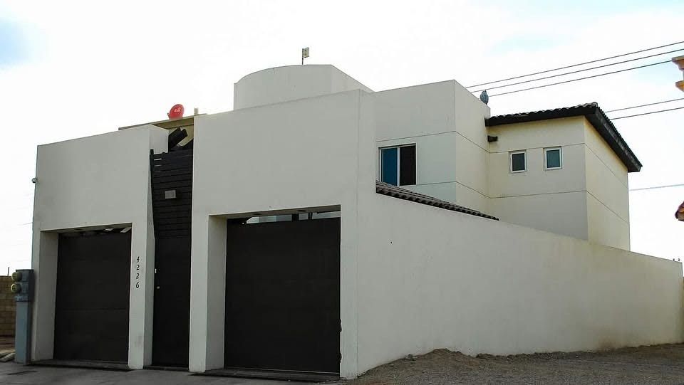 En venta casa en Fracc. Victoria Residencial, Privada Durazno(Mexicali, B.C.)