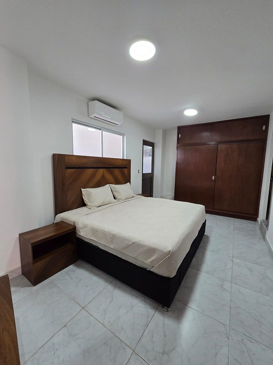 8 de 23: depto 1er piso 2 hab