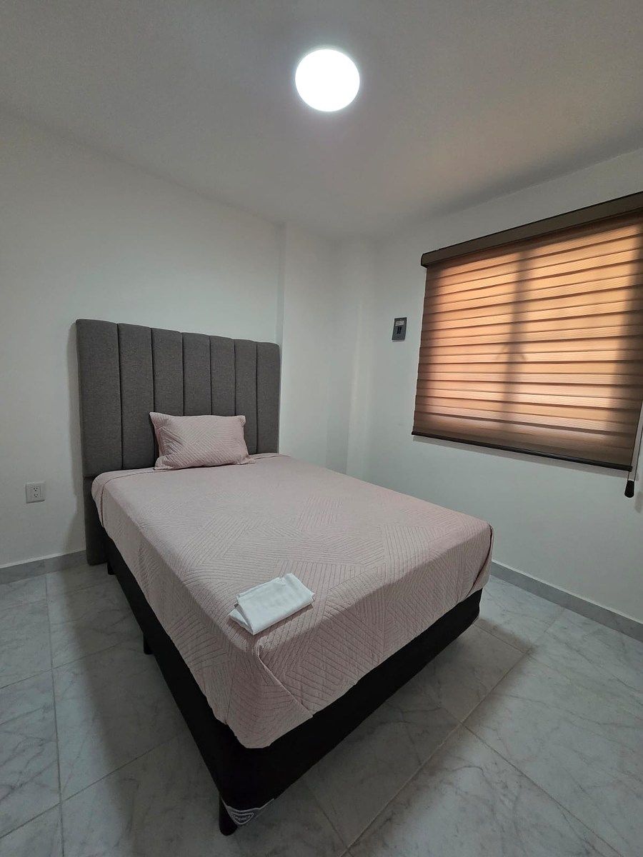 33 de 36: depto 1er piso 2 hab