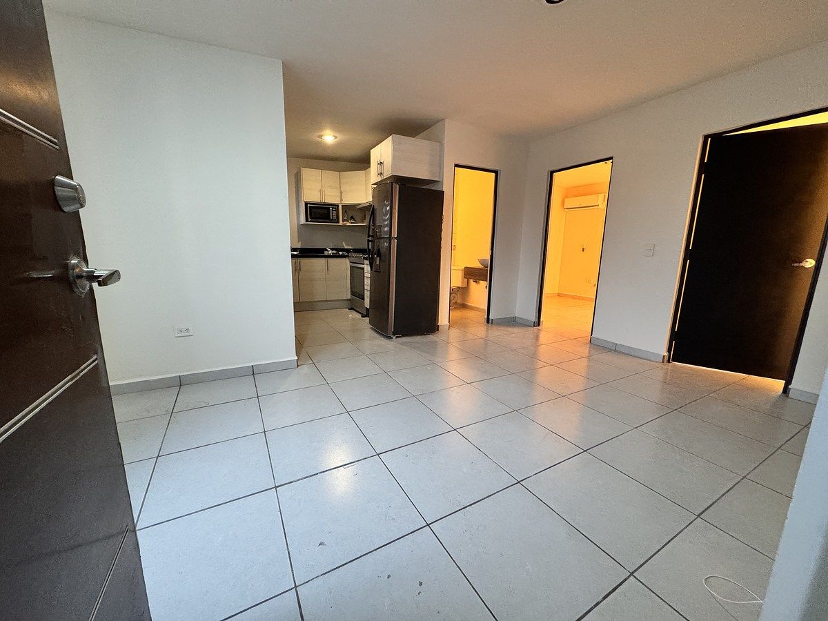 Apartamento em Colinas de California, Tijuana, foto 2 de 14