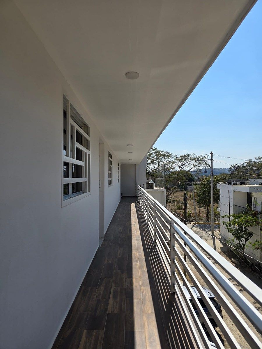 21 de 26: depto 2o nivel