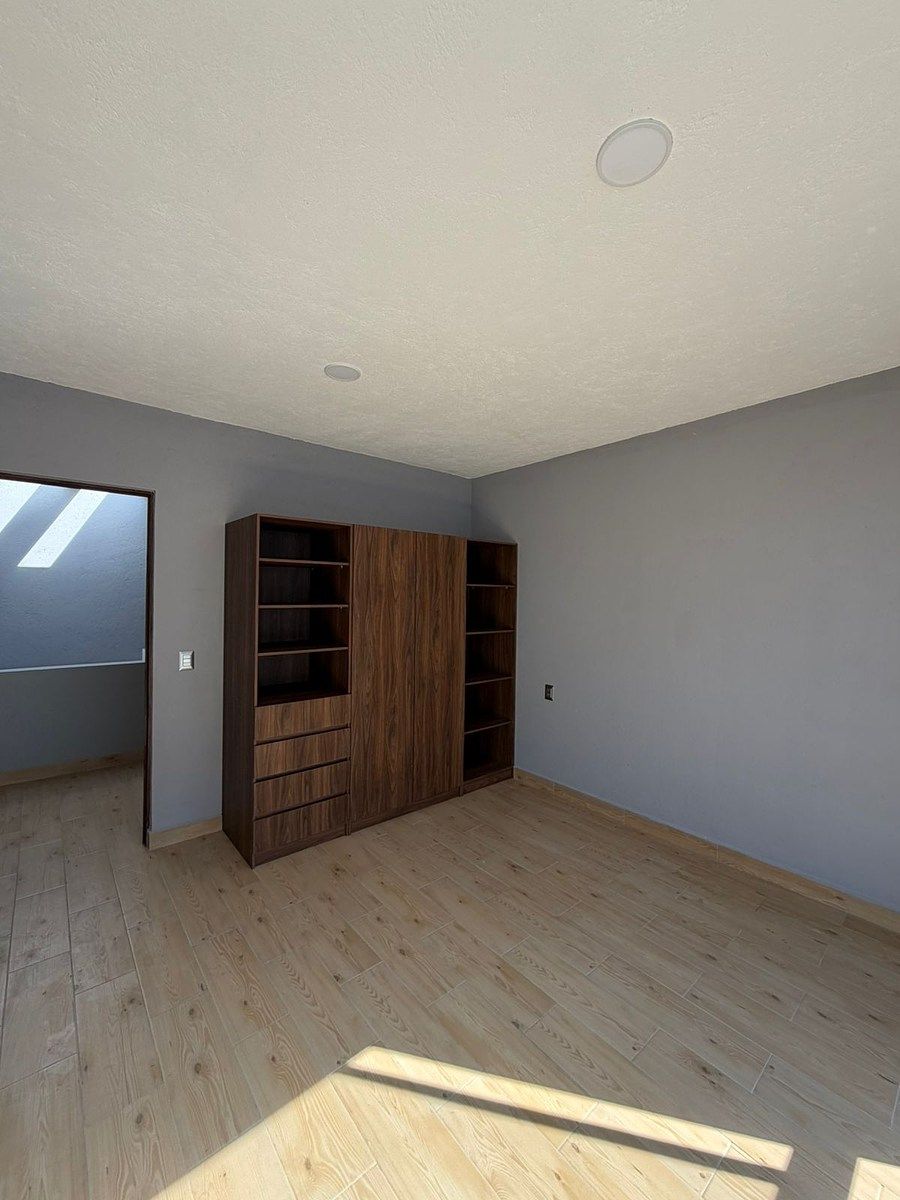 3 de 13: closet recamara principal