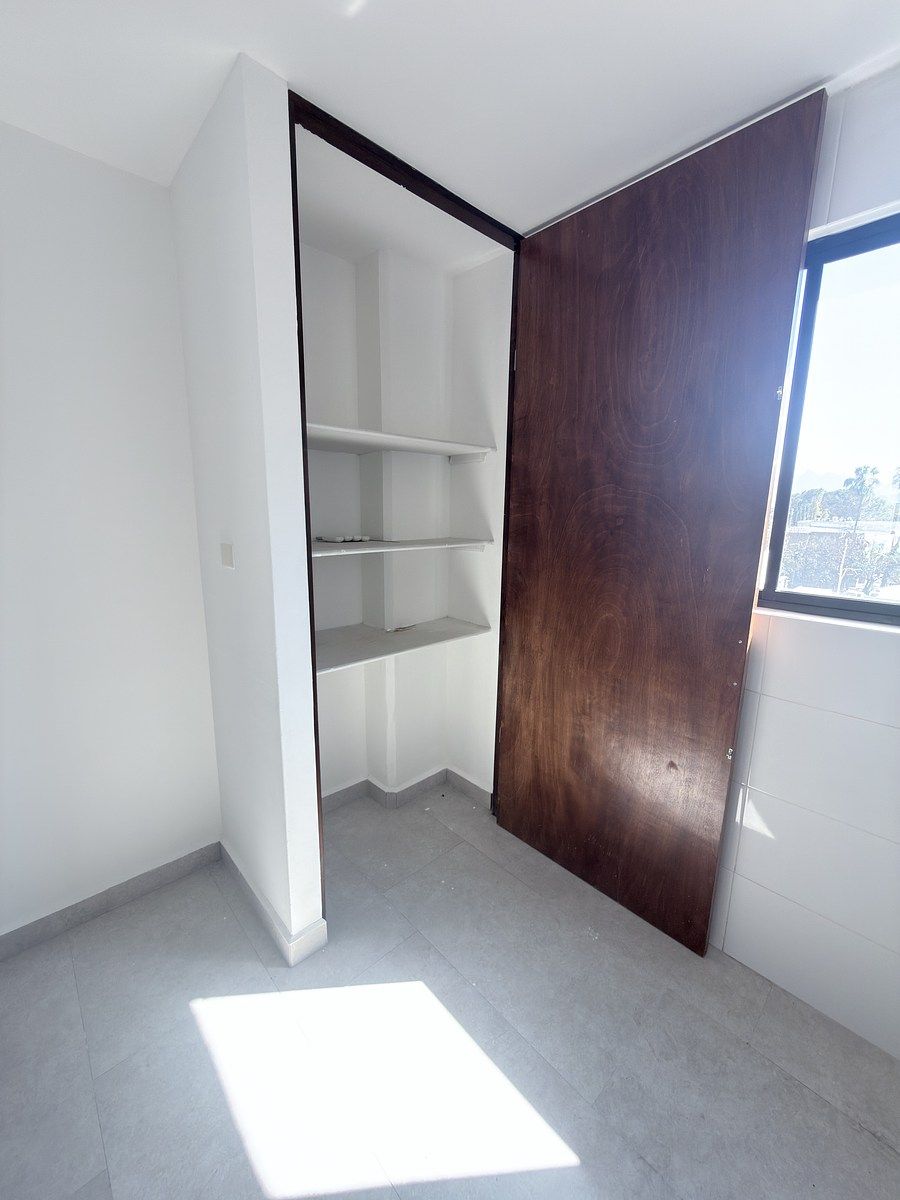 5 de 11: AREA DE DESPENSA