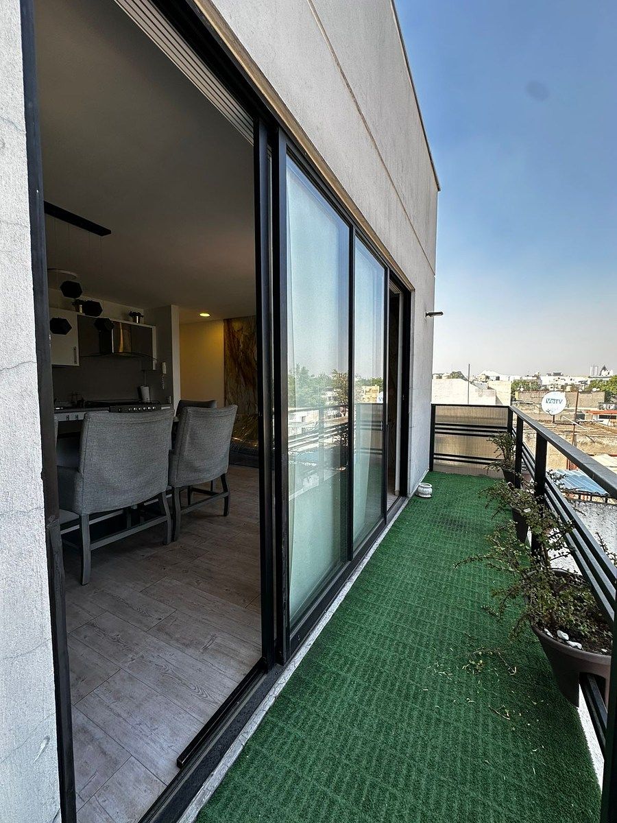 13 de 30: Balcón sala/comedor