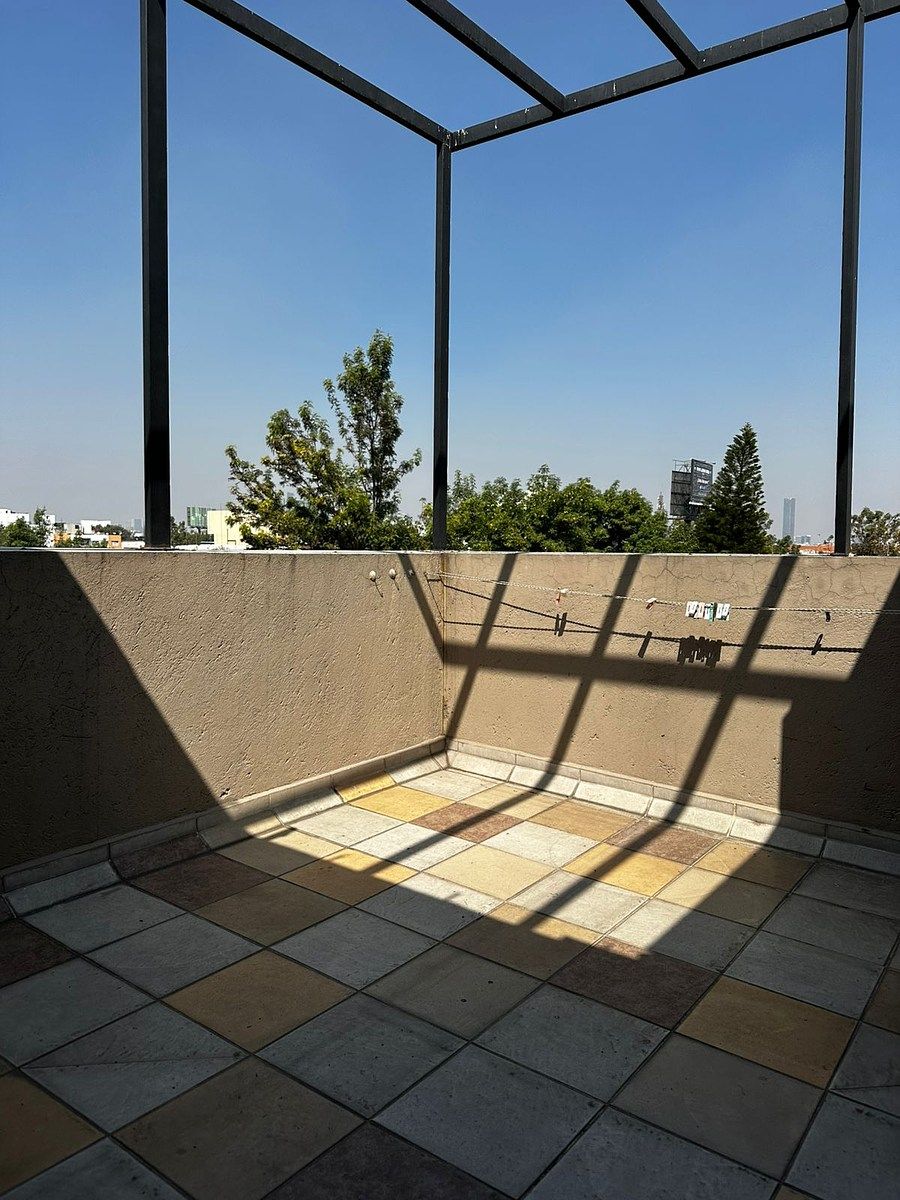 27 de 30: Terraza y área de lavado