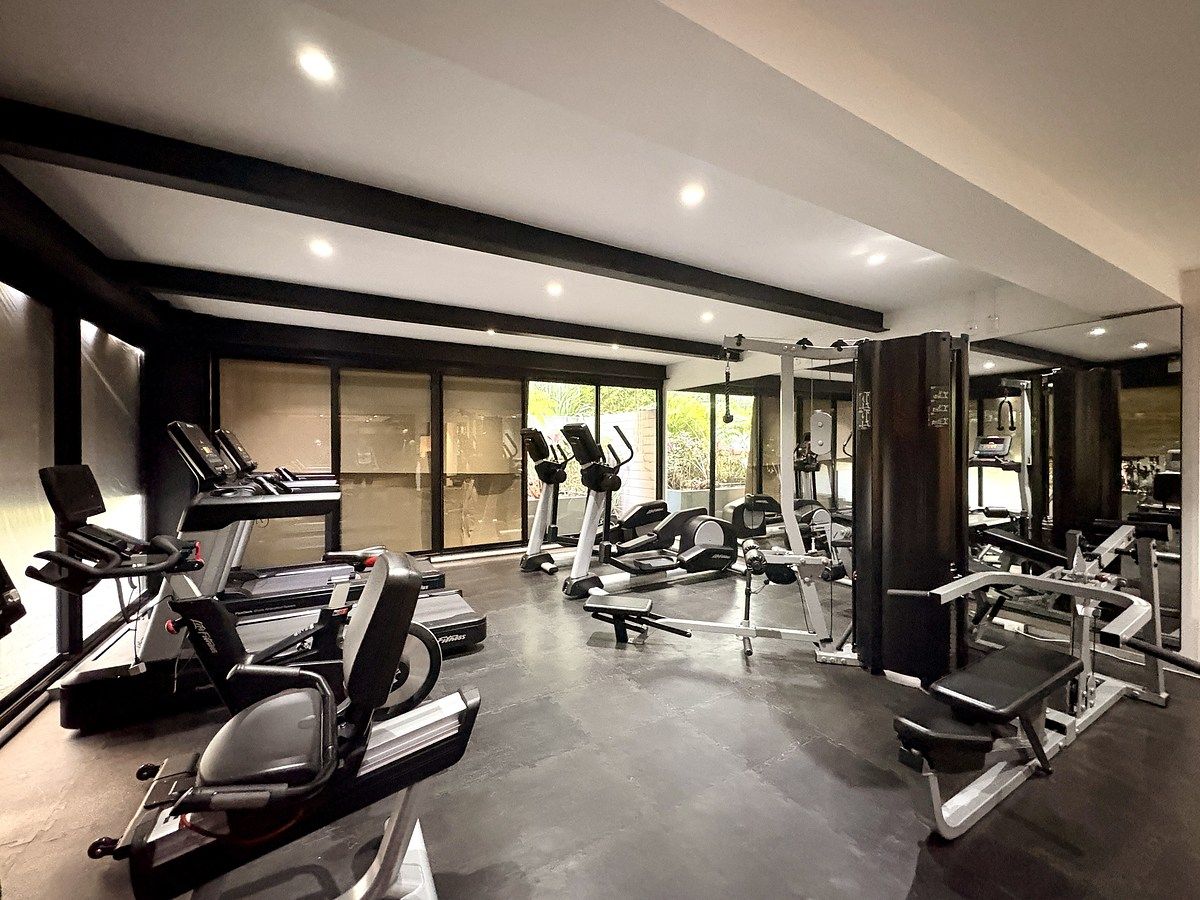 32 of 32: amplio Gimnasio con excelentes maquinas de ejercicio