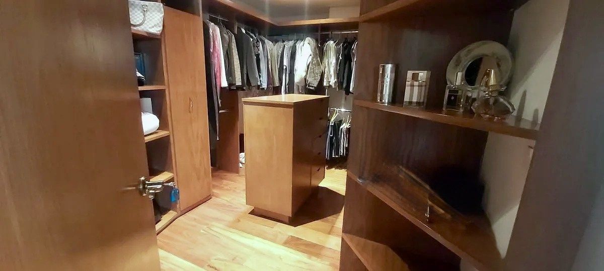 9 de 16: Walking Closet