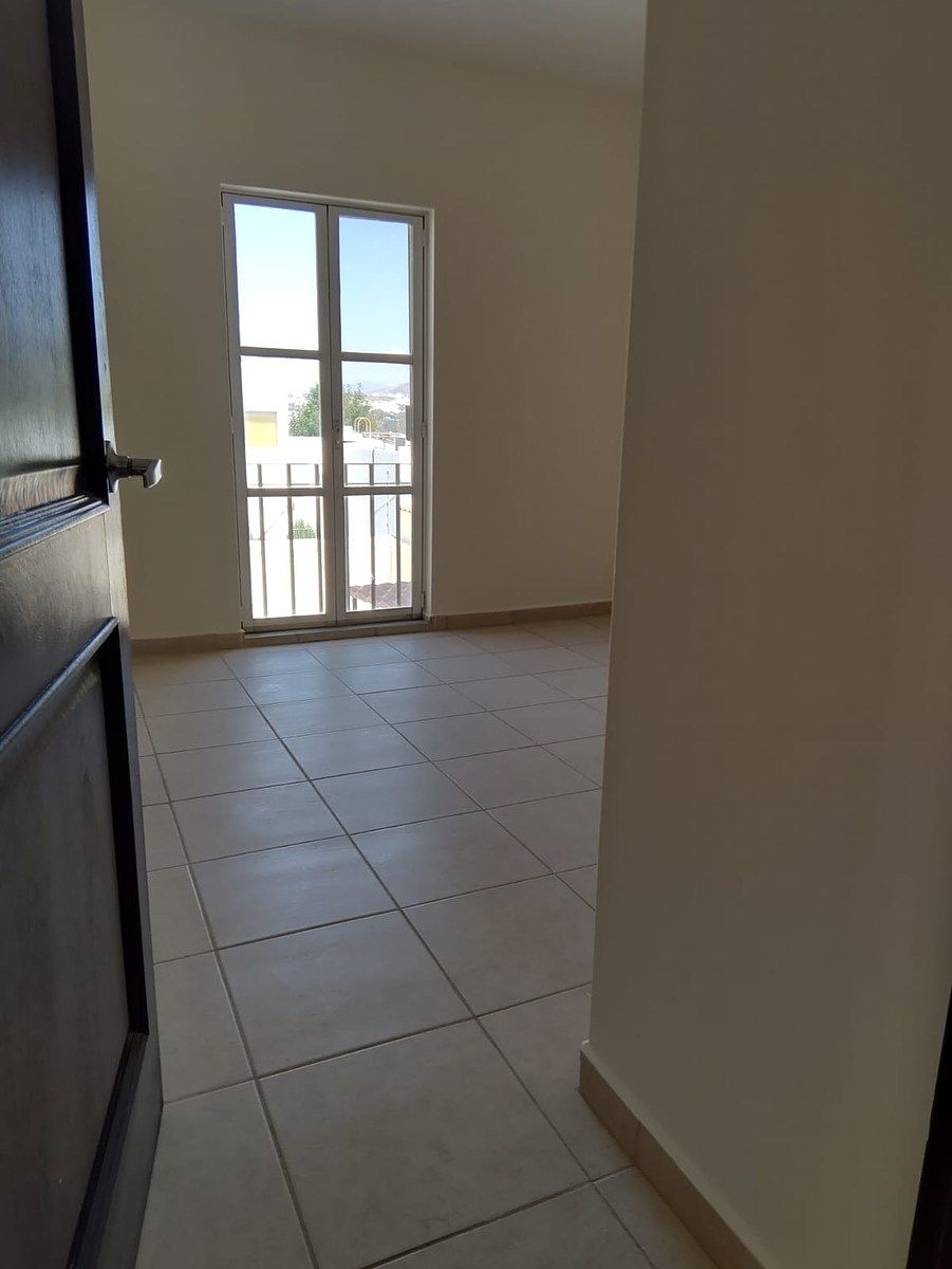 10 de 17: rec 2 y 3, iguales