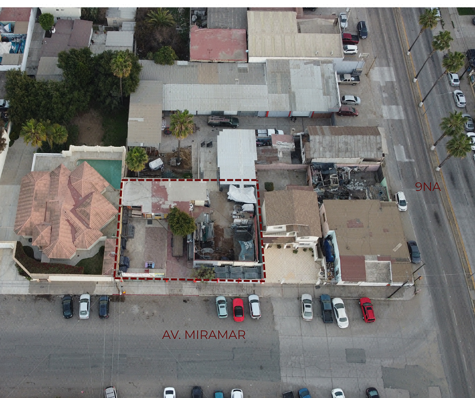 Venta de Terreno en Calle Novena y Miramar, Ensenada B.C