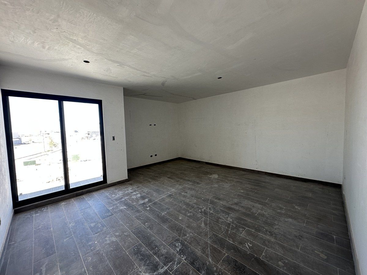 14 de 22: RECÁMARA PRINCIPAL