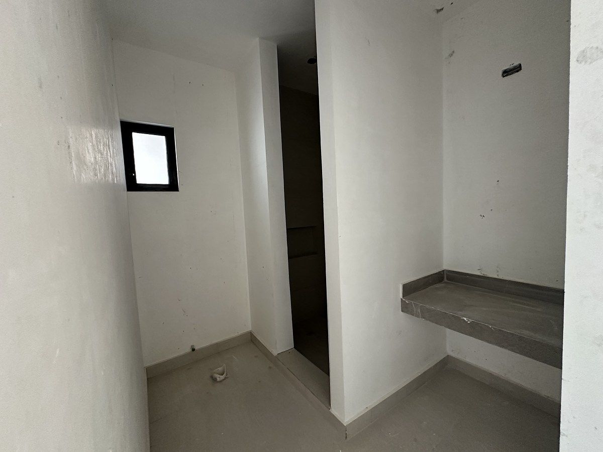 22 de 22: BAÑO COMPLETO PARA VISITAS