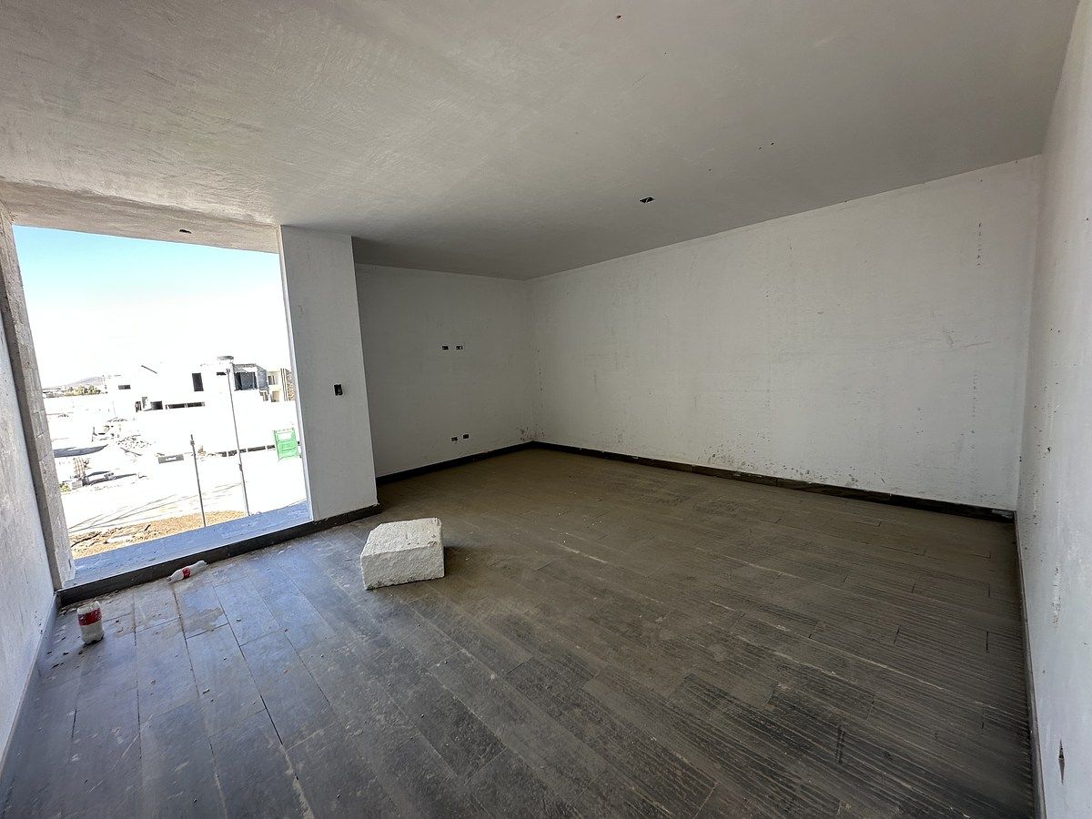 13 de 26: RECÁMARA PRINCIPAL