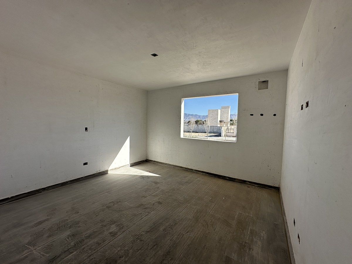 17 de 26: RECÁMARA SECUNARIA UNO